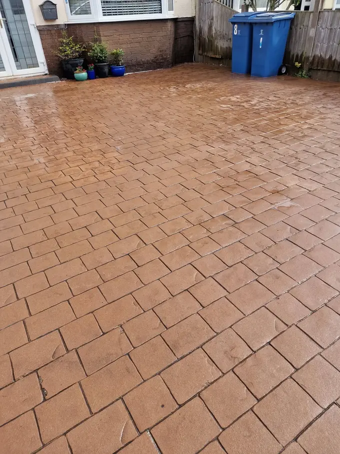 Block paving driveway cleaned of moss and algae