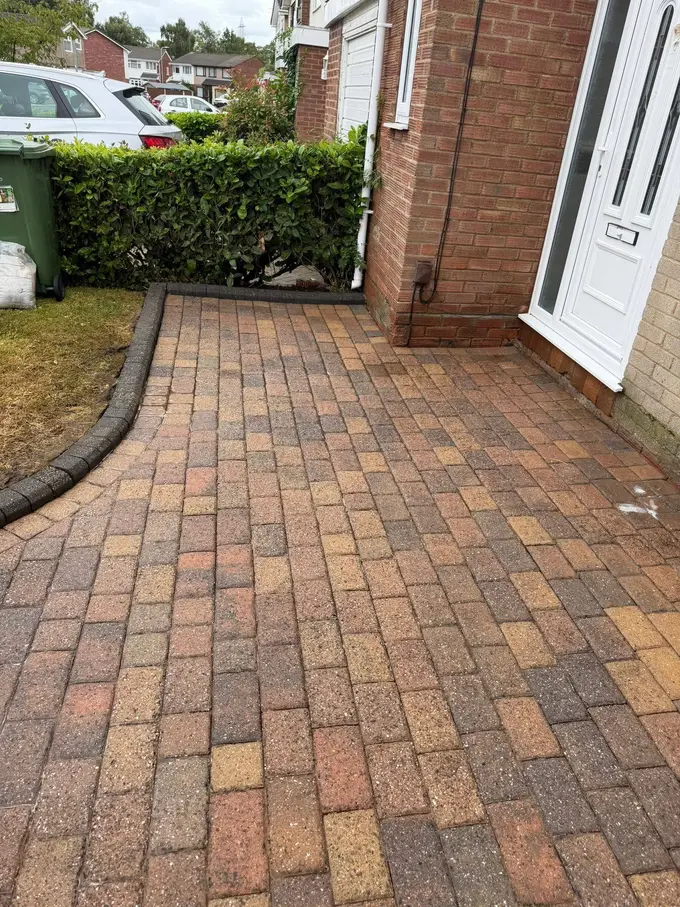 Block paving driveway cleaned back to a fresh finish
